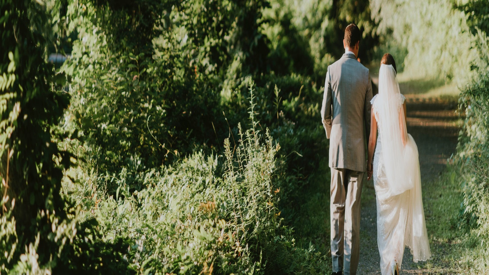 لست من معارضي التعدد ولا من مؤيدي الاكتفاء بالزوجة واحدة، لأن الأولى أباحها الشرع وقرنها بشروط مشددة