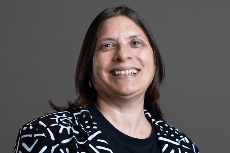 كاميلا سوارت: تقع مسؤولية دعم السيدات والفتيات على عاتق جميع الجهات